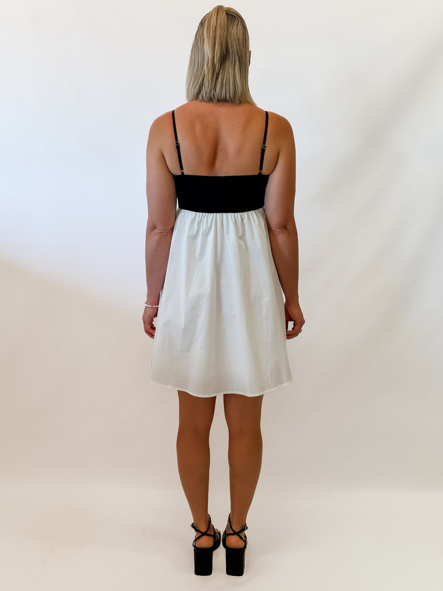 SCALLOP BABYDOLL MINI - BLACK/WHITE