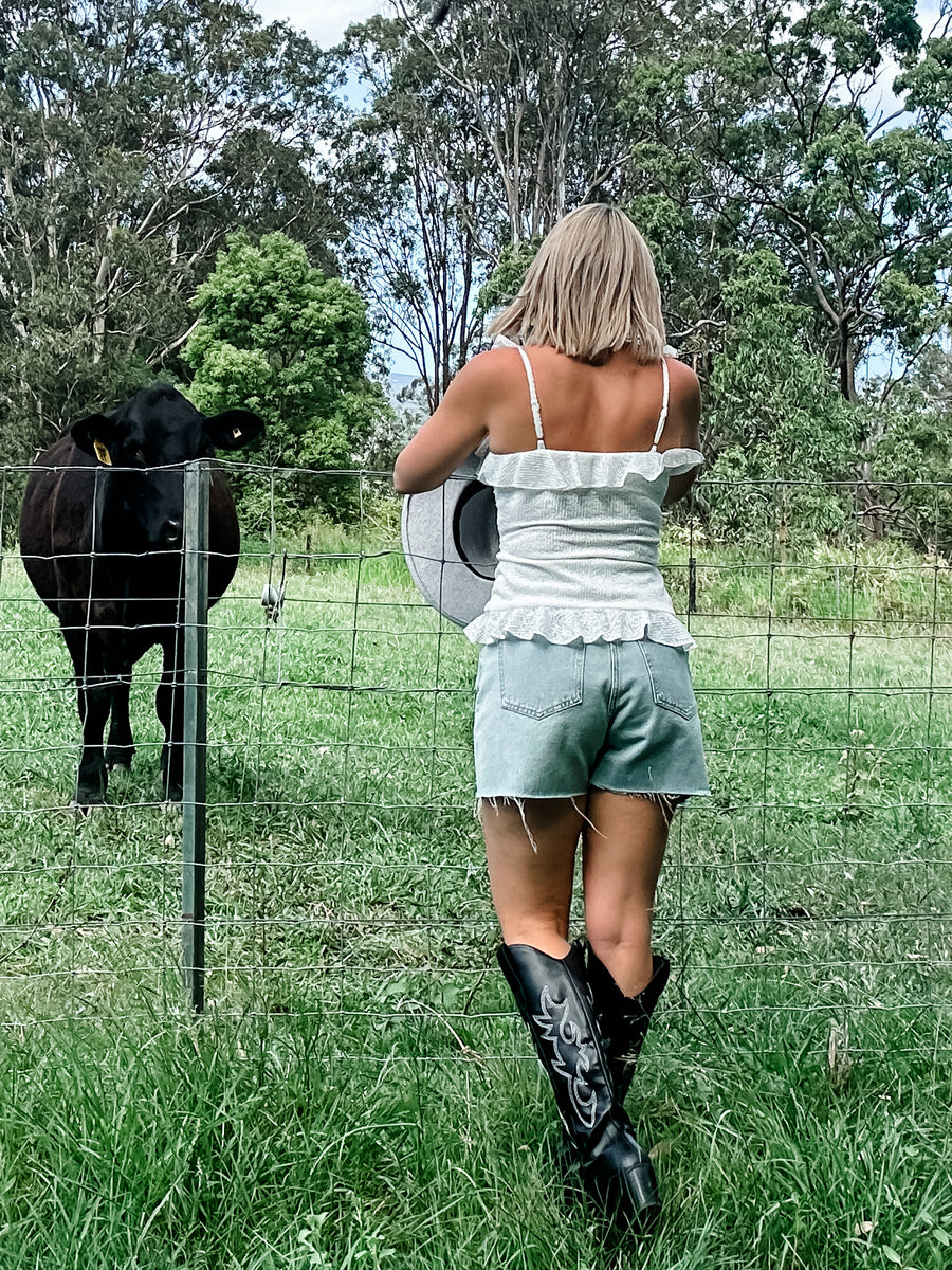 RECKLESS RUFFLE TOP - WHITE