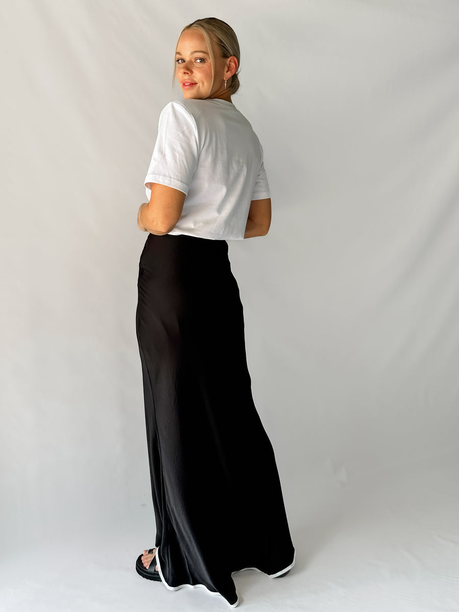 LOU SLIP SKIRT - BLACK