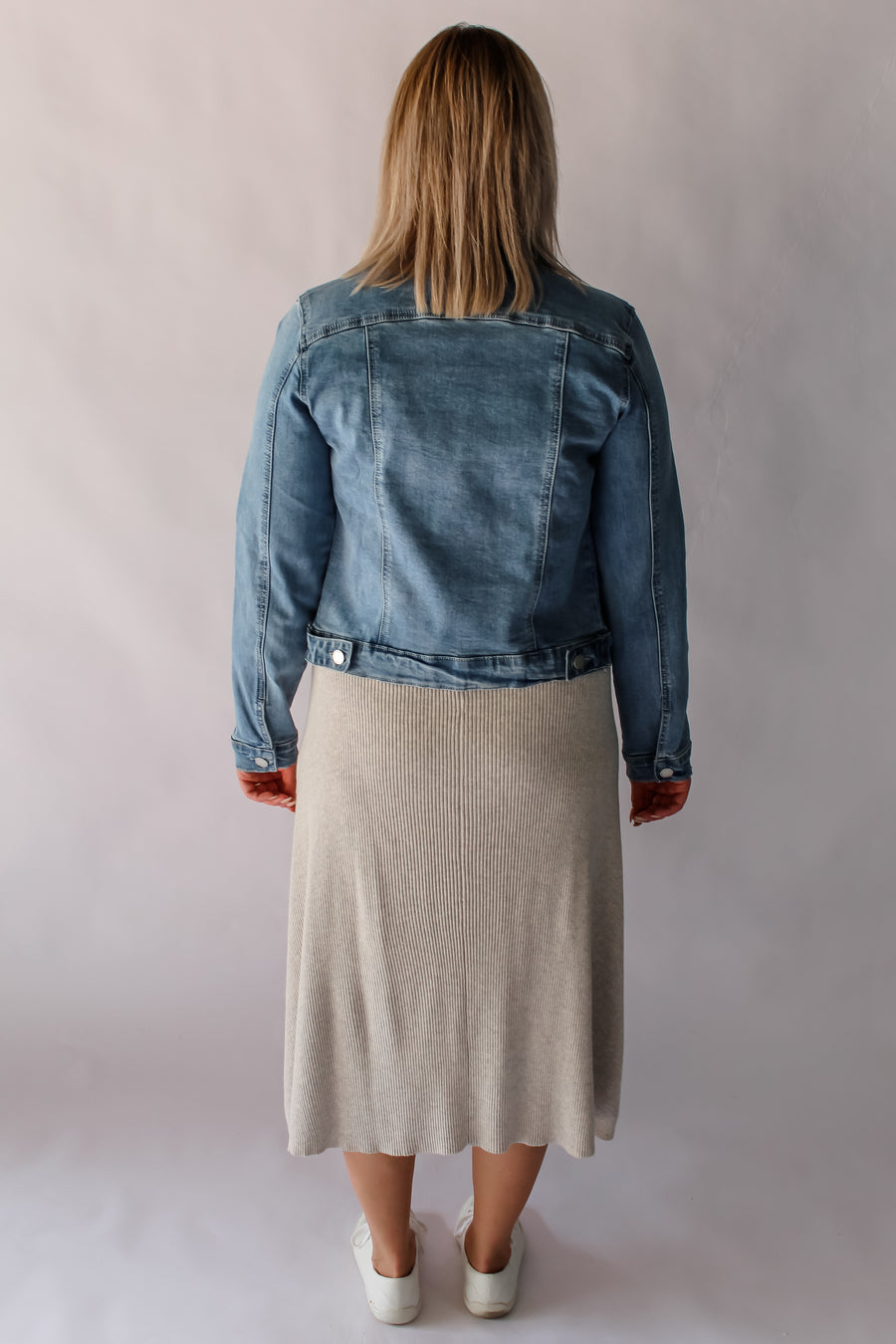 DARCEY DENIM JACKET - MID BLUE