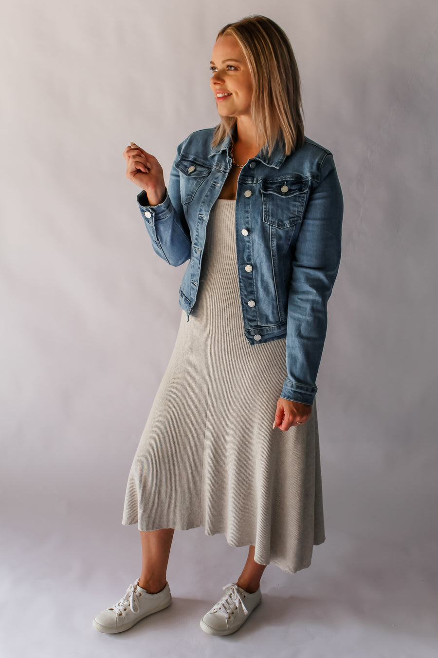 DARCEY DENIM JACKET - MID BLUE