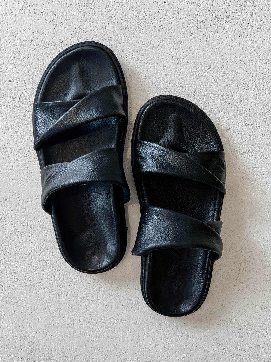 HENLEY SLIDES - BLACK